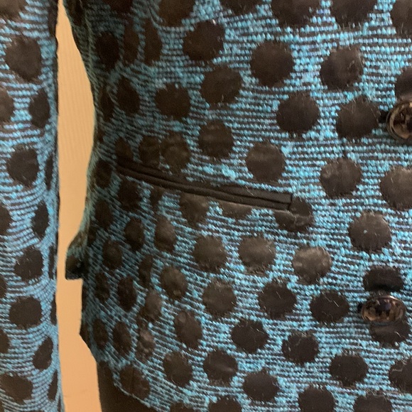 Carlisle Size 0 Black and Blue Jacket, Shell 58% Acetate, 32% Acrylic, 5% Nylon - Picture 6 of 10